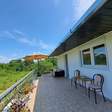 Guest House Green River Ljubuski Exterior photo